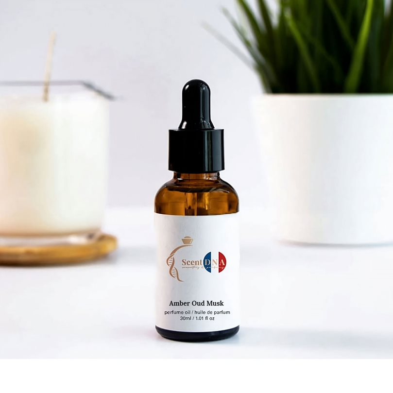 زيت العنبر، العود و المسك العطري