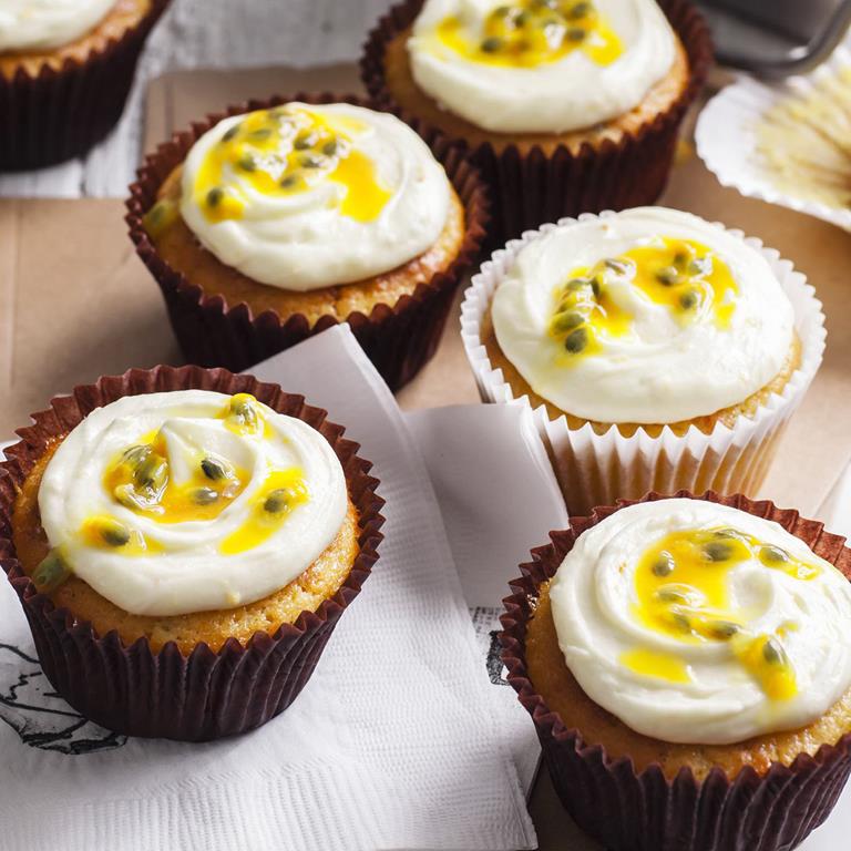 زيت اللوز العطري النقي