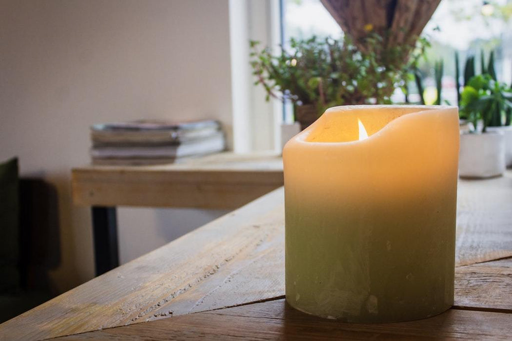 How to make your first scented candle at home